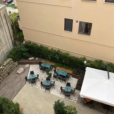 House Ginevra Holiday home